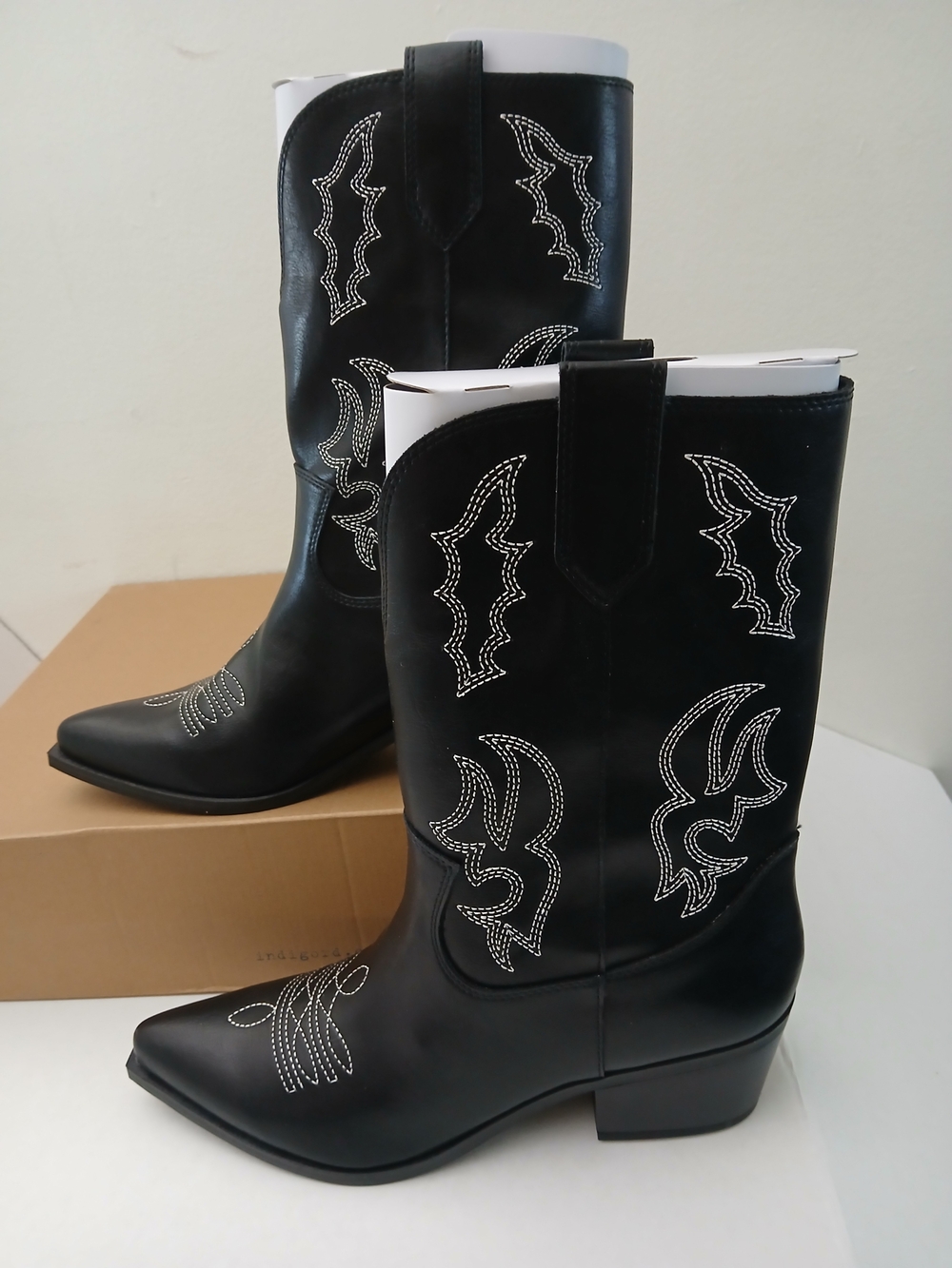 Black Western Embroidered Mid-Calf Women’s Boots Size 11 New $35 - Picture 7 of 8